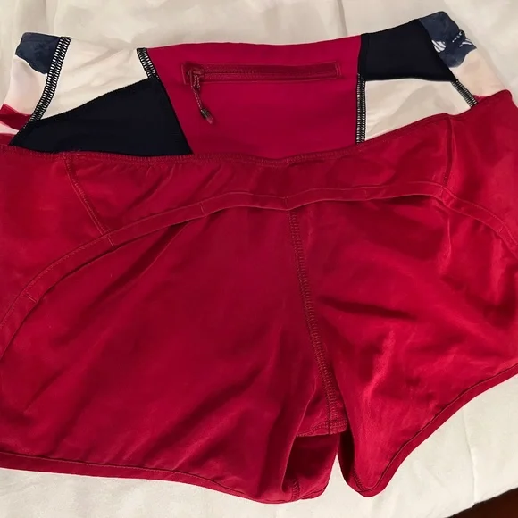 Lululemon Exercise Shorts in Raspberry, Navy and White - Picture 2 of 4